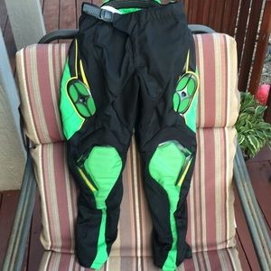 Dirt bike riding pants youth. Size 24 youth